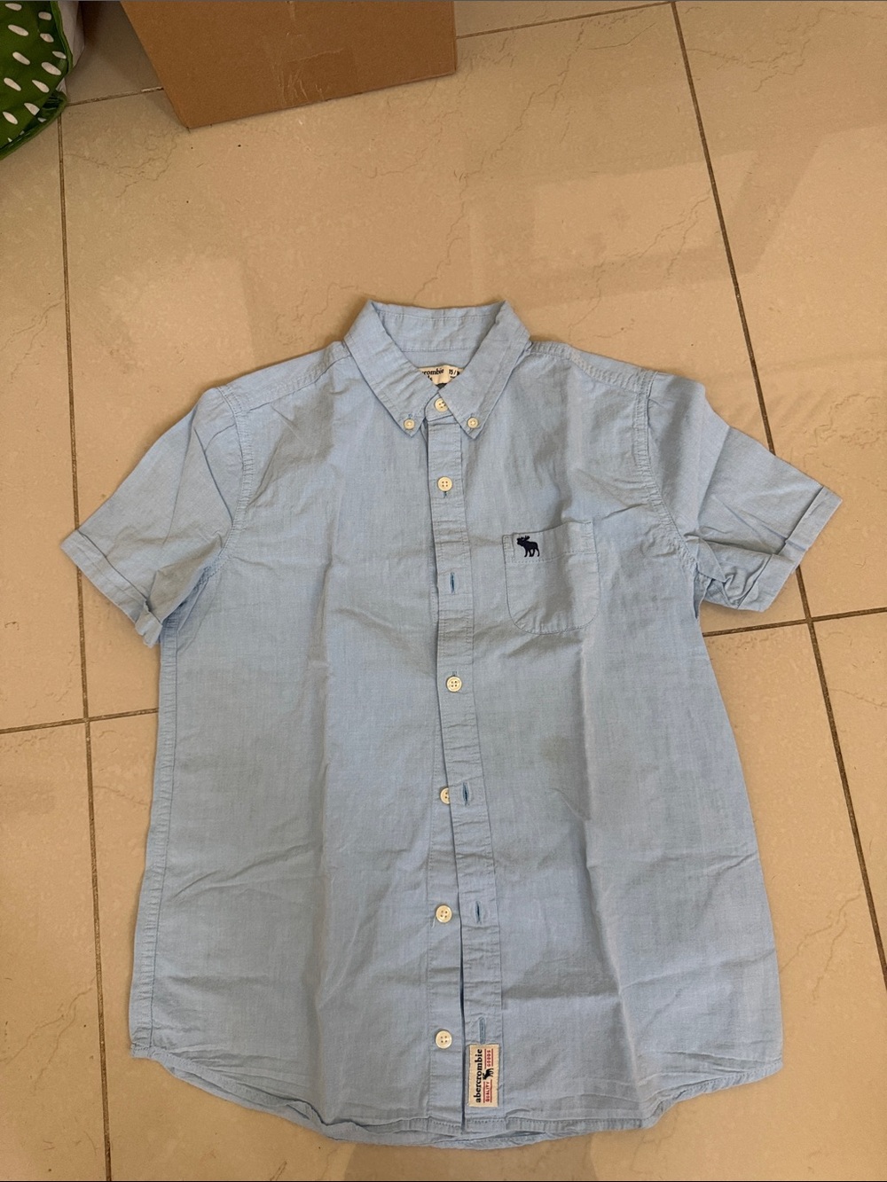abercrombie kids Light Blue Short-Sleeve Button-Down Shirt with Pocket Logo